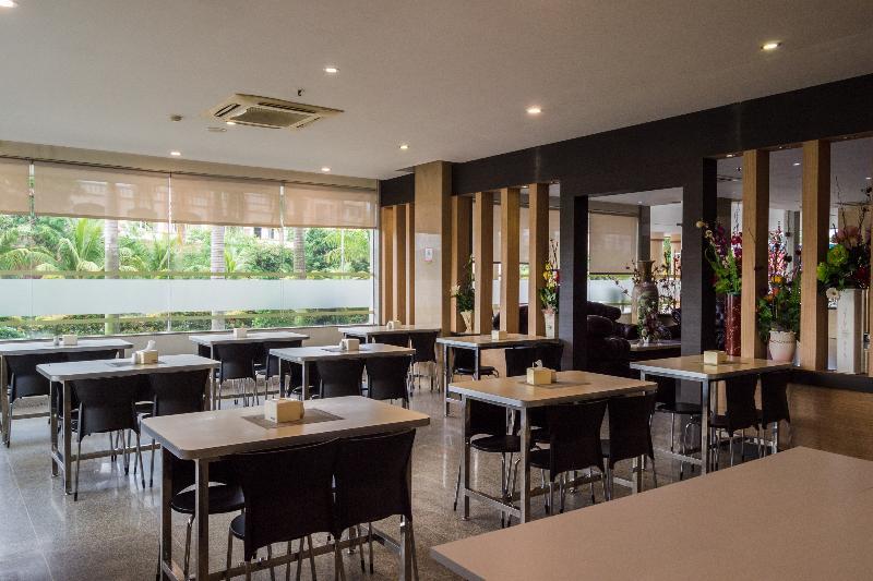 Aviari Hotel Batam Zewnętrze zdjęcie